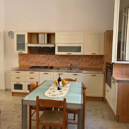 La Casa Di Nella Near The Sandy With Wi-fi Holiday home