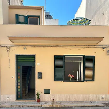 La Casa Di Nella Near The Sandy With Wi-fi * Avola